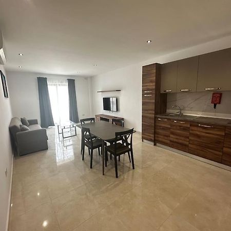 Duplex Penthouse In Gzira Sleeps 6 Daire Dış mekan fotoğraf