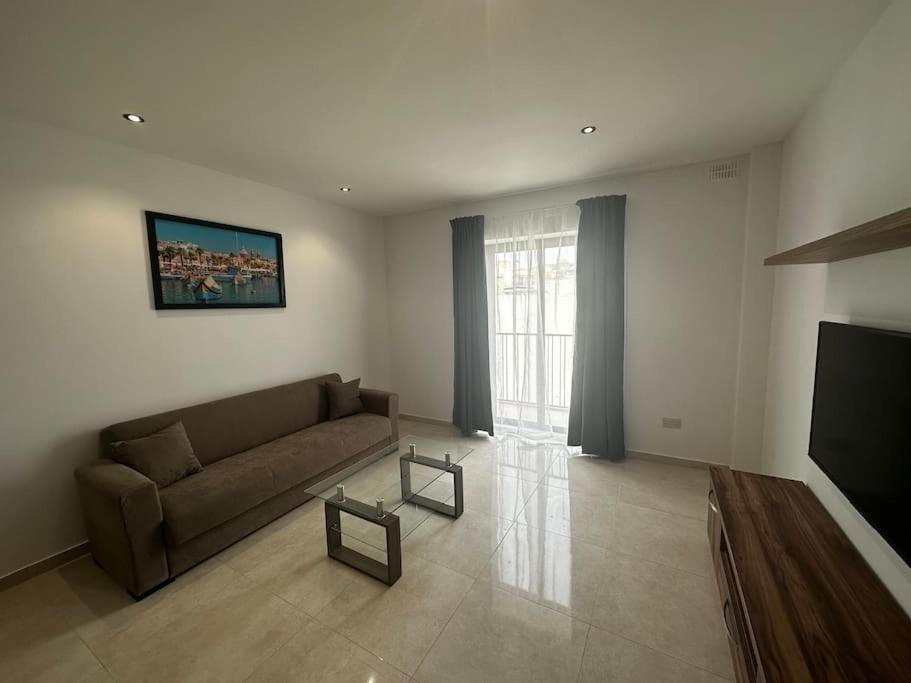 Duplex Penthouse In Gzira Sleeps 6 Daire Dış mekan fotoğraf