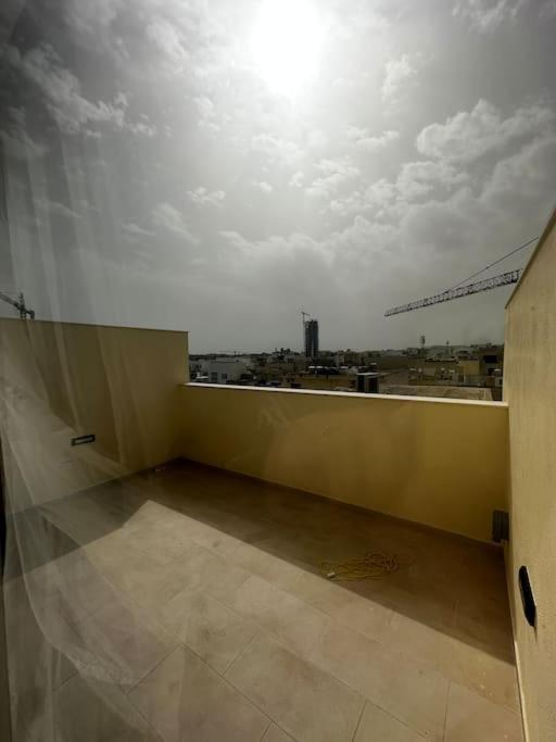 Duplex Penthouse In Gzira Sleeps 6 Daire Dış mekan fotoğraf