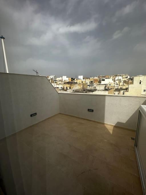 Duplex Penthouse In Gzira Sleeps 6 Daire Dış mekan fotoğraf