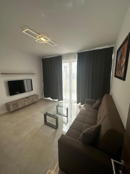 Duplex Penthouse In Gzira Sleeps 6 Daire Dış mekan fotoğraf